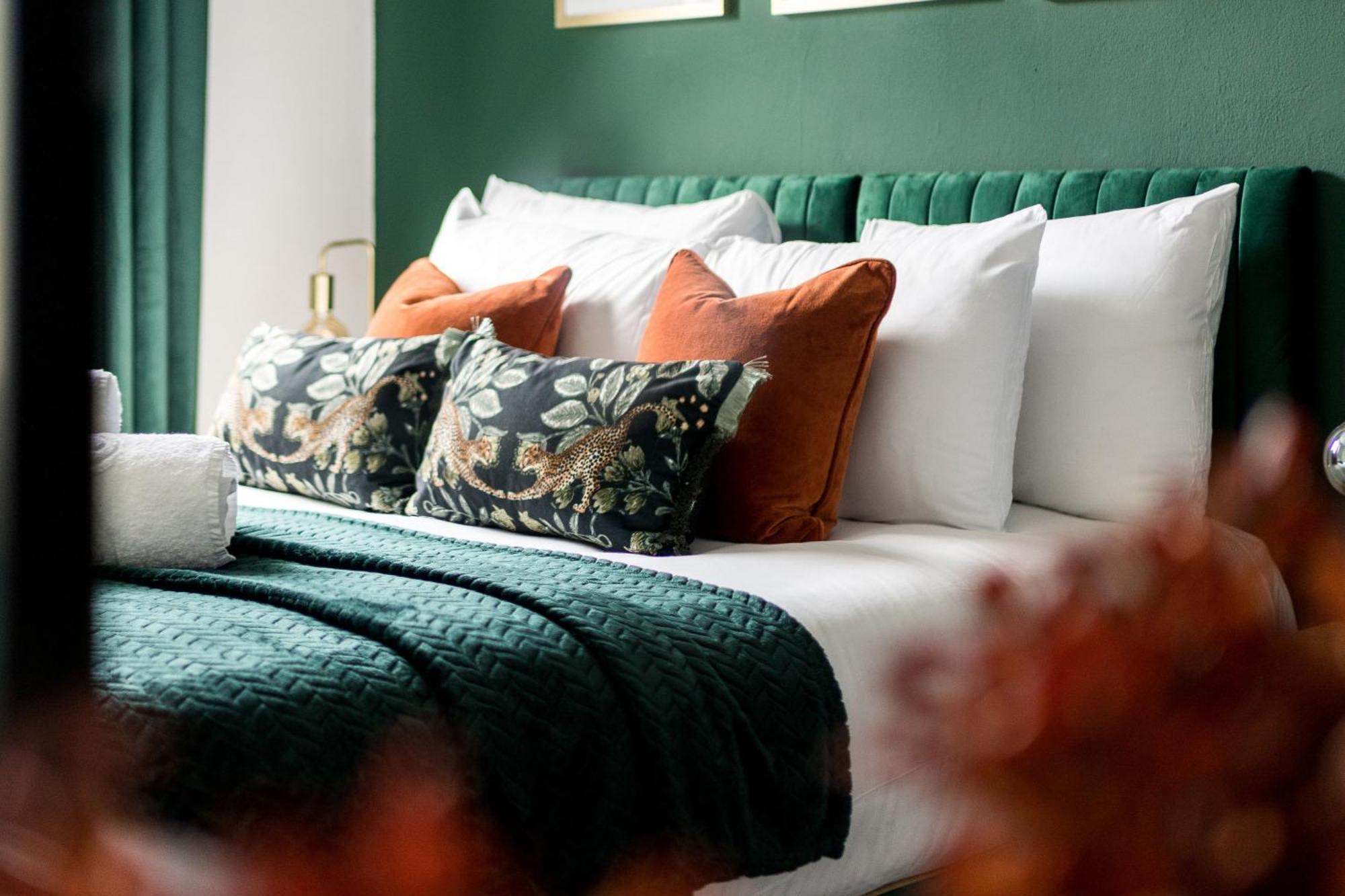 Sunny 2B-1B Flat Nr Borough Market, Central Лондон Екстериор снимка